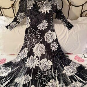 Dillard exclusive Komarov tea length dress medium